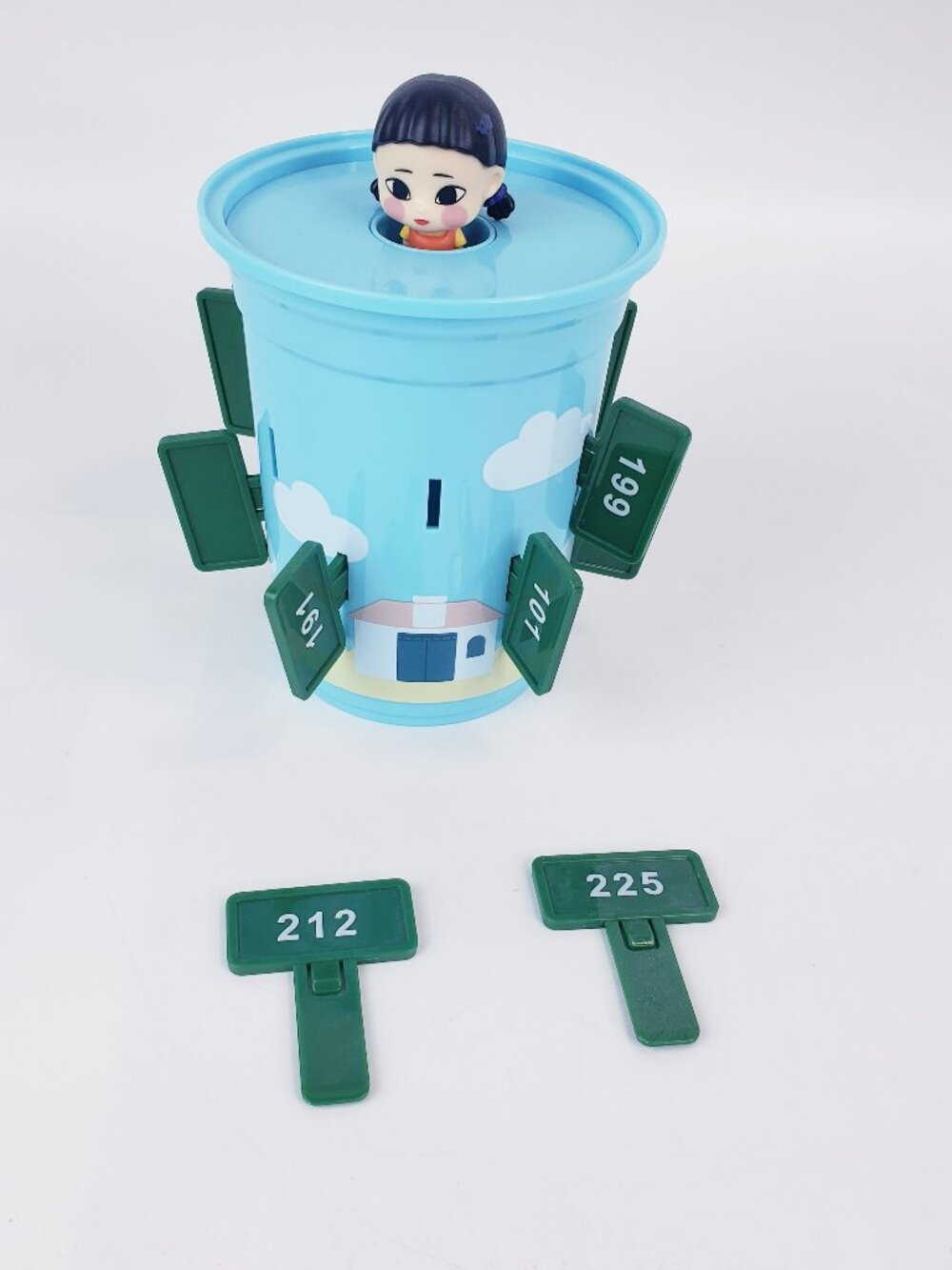 Squid Game Surprise Pick Game Young Hee Game Barrel - Young-Hee - Complete